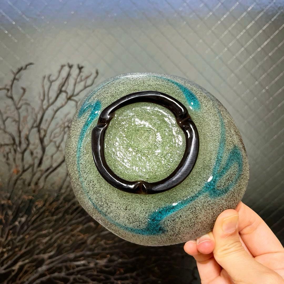 骨董　琉球ガラス　工芸ガラス　現代の名工　稲嶺盛吉　３色泡ガラス　小鉢