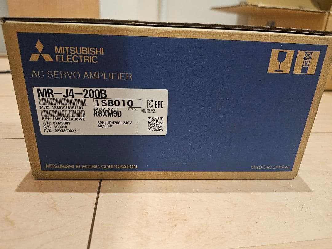 Mitsubishi MR-J4-200B ACサーボアンプ