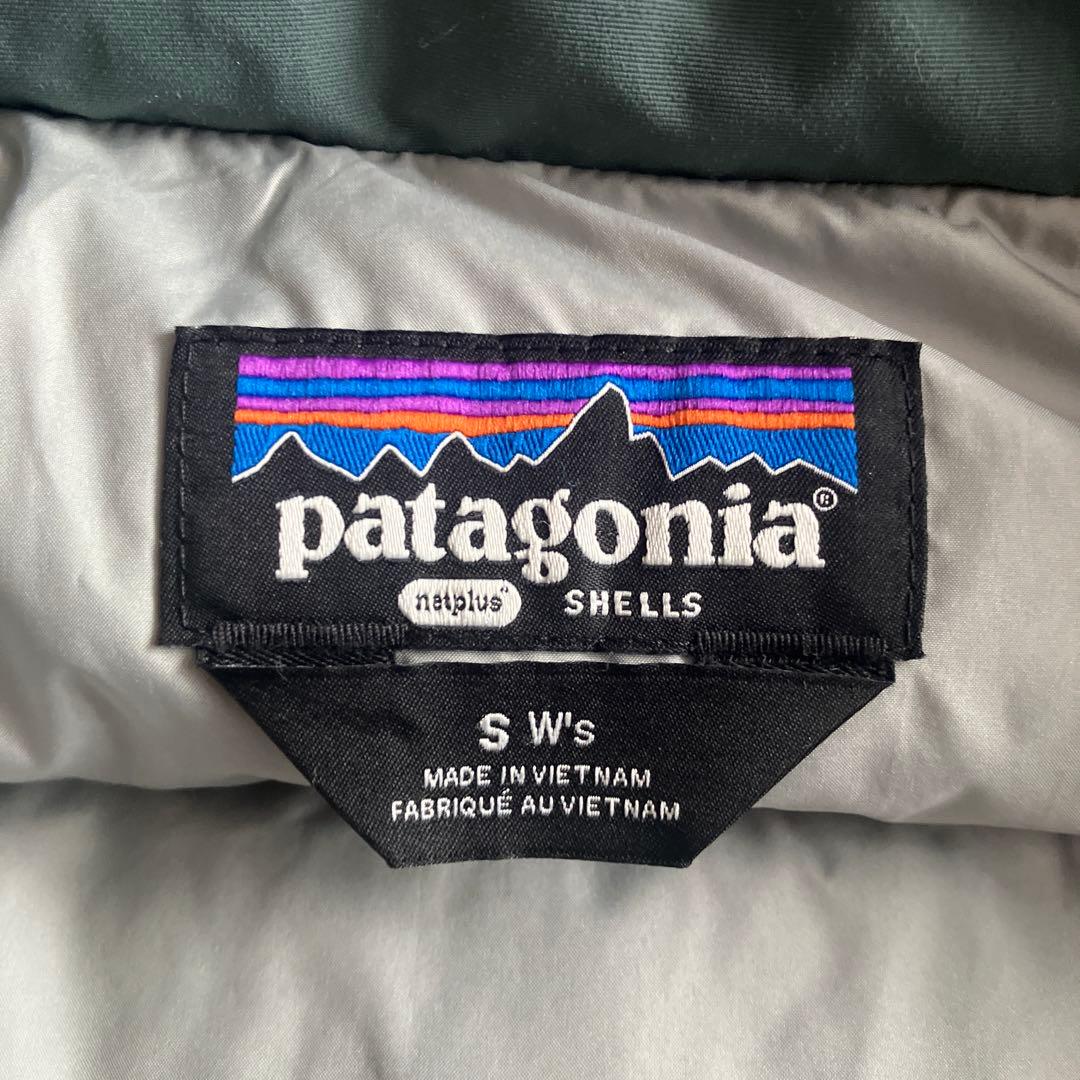patagonia フード付きダウンジャケット Sサイズ
