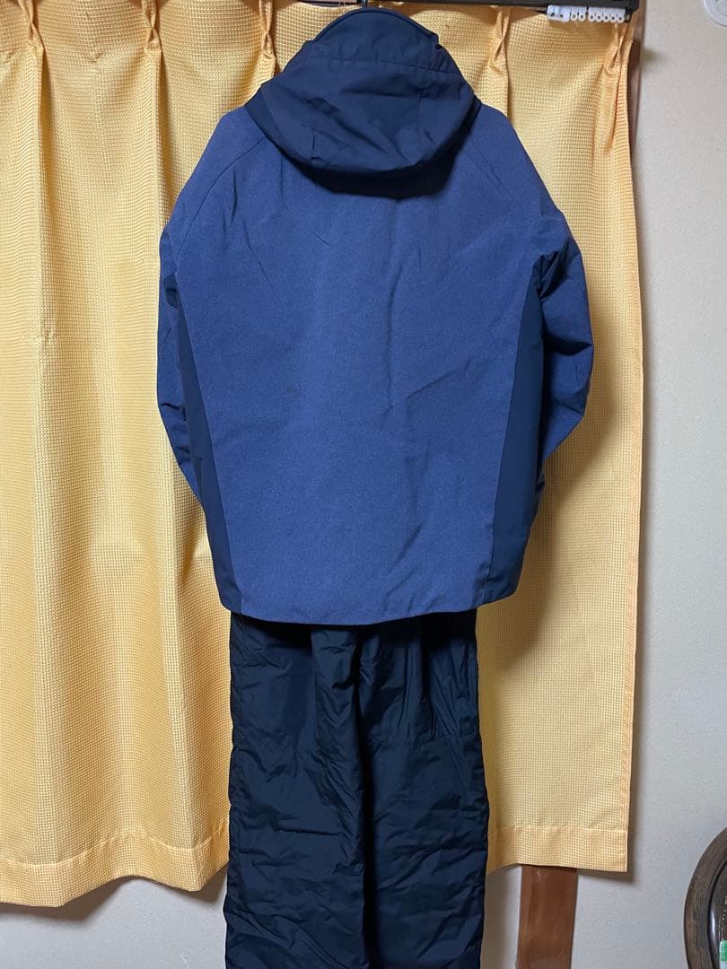 デサントスキーウェア　ファブリス　スキーパンツ　Mサイズ