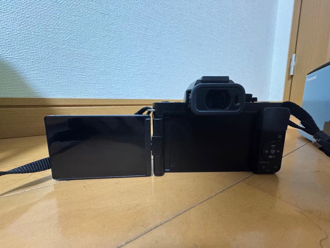 LUMIX G100D ミラーレスカメラ 本体