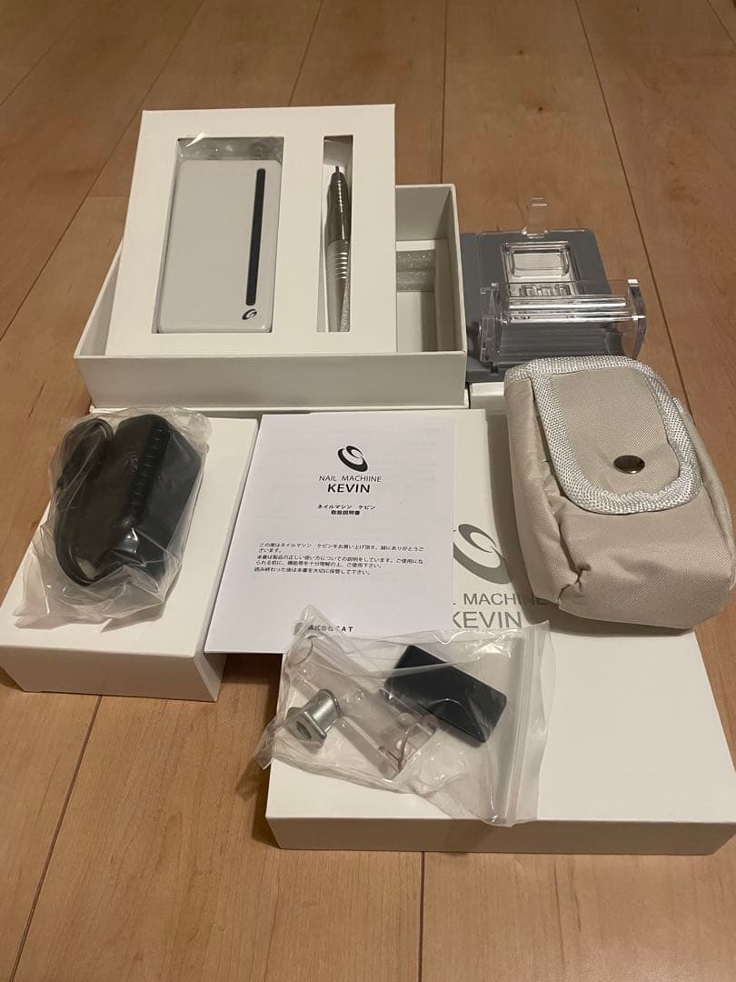 SHAREYDVA KEVIN ネイルマシン ホワイト