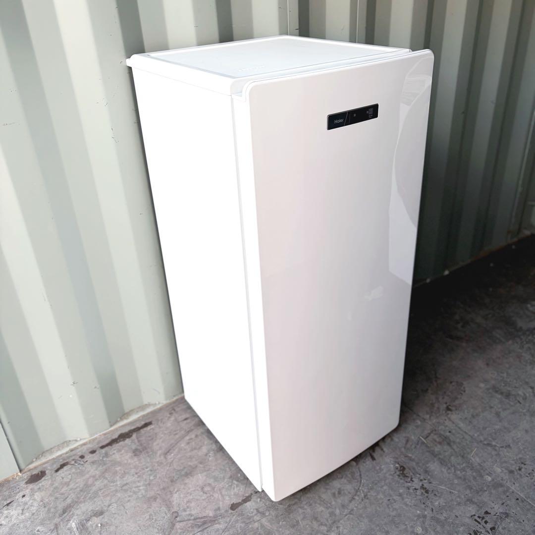 運搬取付無料！ホワイト純正Haierスリム冷凍庫！自動霜取り機能！完動超美品！