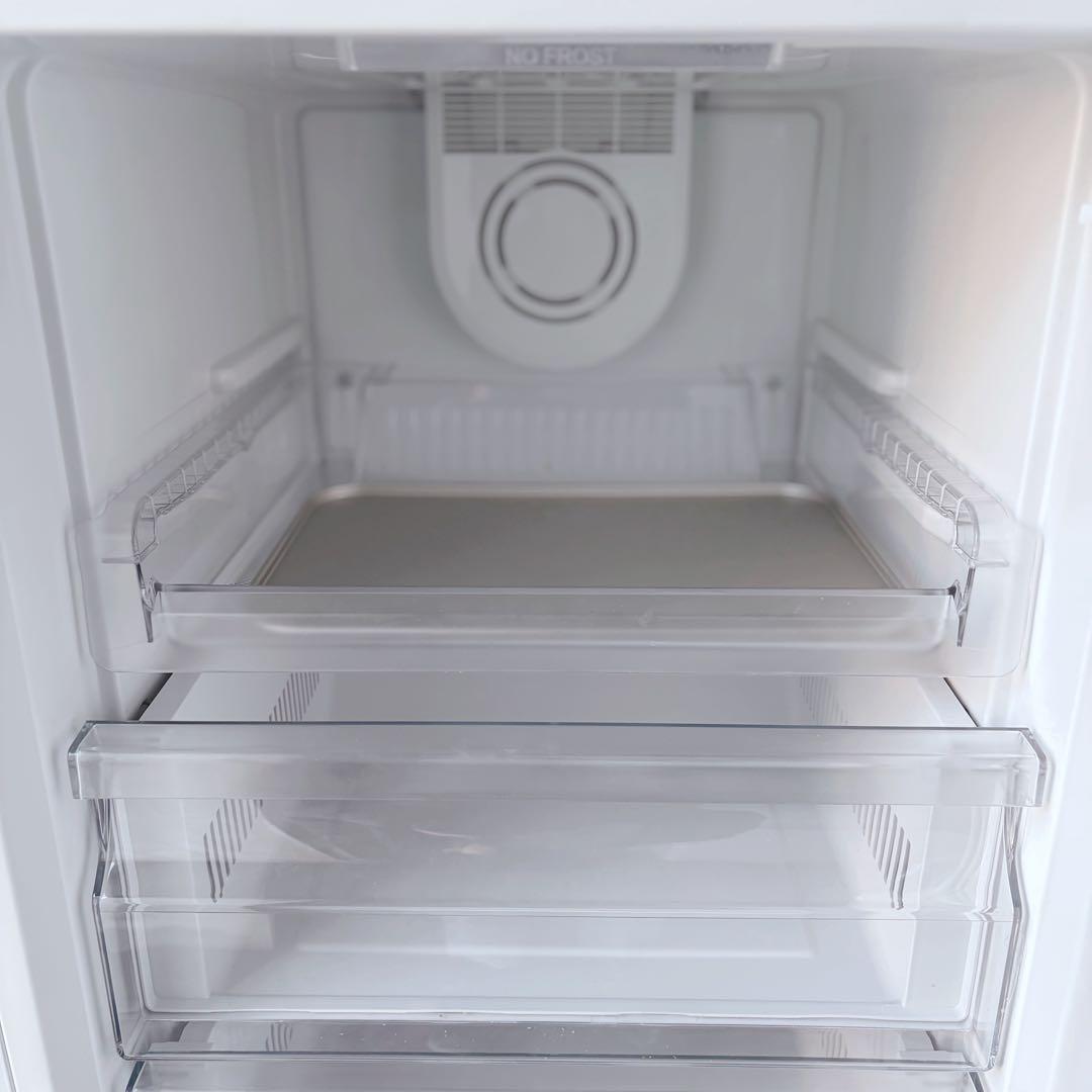 運搬取付無料！ホワイト純正Haierスリム冷凍庫！自動霜取り機能！完動超美品！