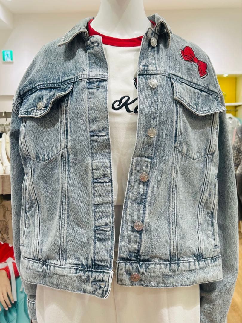 新品♡forever21♡SanrioキティコラボGジャン