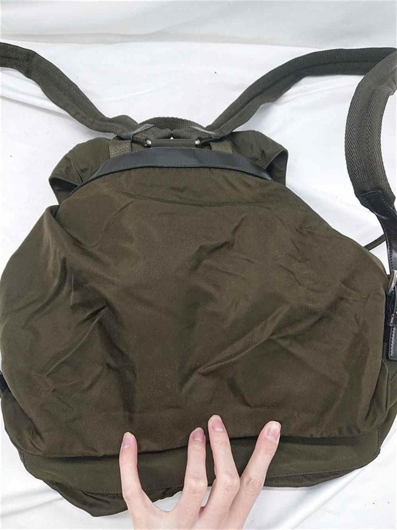 ♡プラダ PRADA ナイロン バックパック リュックサック カーキ系 メンズ