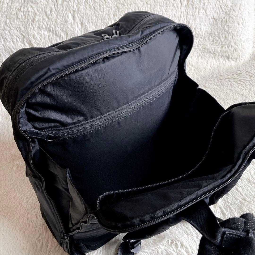 ペッレモルビダ レザー ナイロン 大容量 バックパック リュック ビジネスバッグ