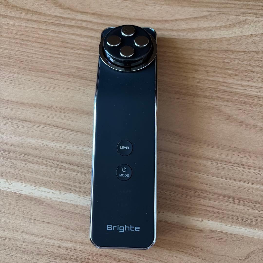 Brighte ELEKI LIFT美顔器 エレキローション(化粧水)付き