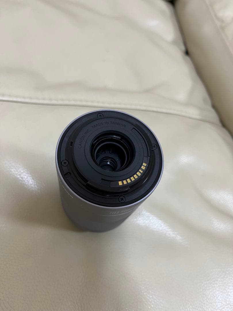 Canon EOS M100 ホワイト レンズ2本・カメラカバー付き