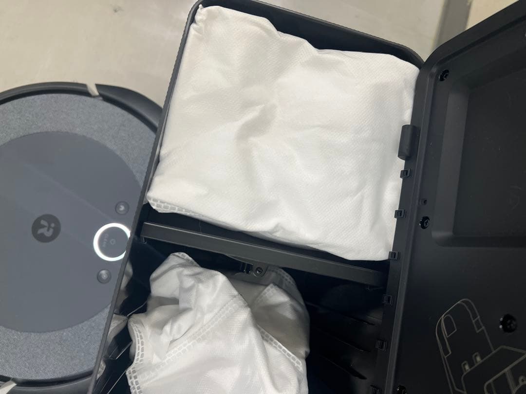 極美品　ルンバ i5+ 557860 水拭き掃除対応 iRobot