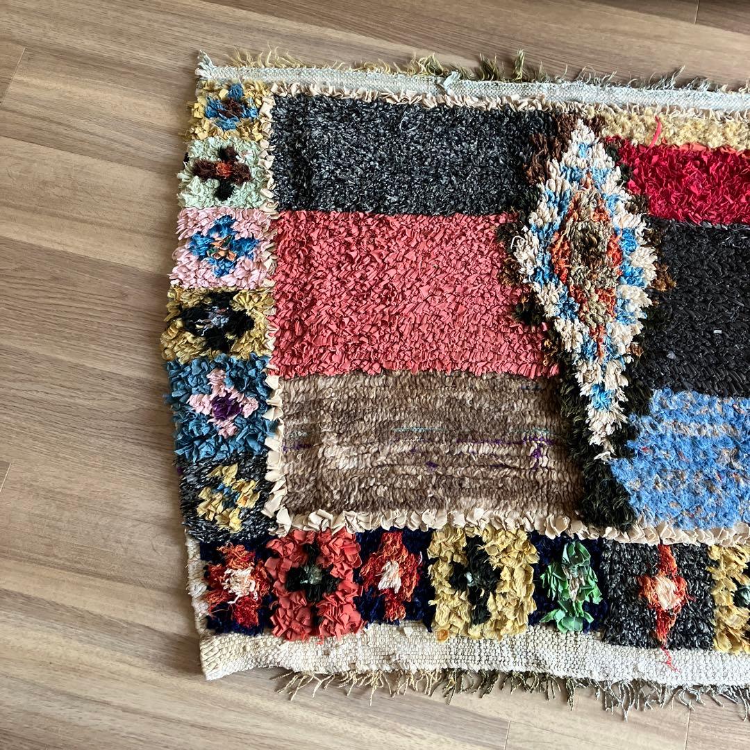 モロッコ　ラグ　ヴィンテージボシャルウィット