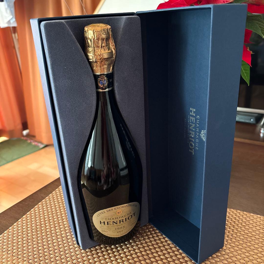 アンリオ　キュベ　アンシャンテルール　シャンパン1995 750ml