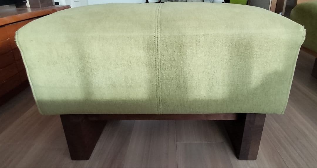 HIRASHIMA CARAMELLA ヒラシマウォールナットオットマン