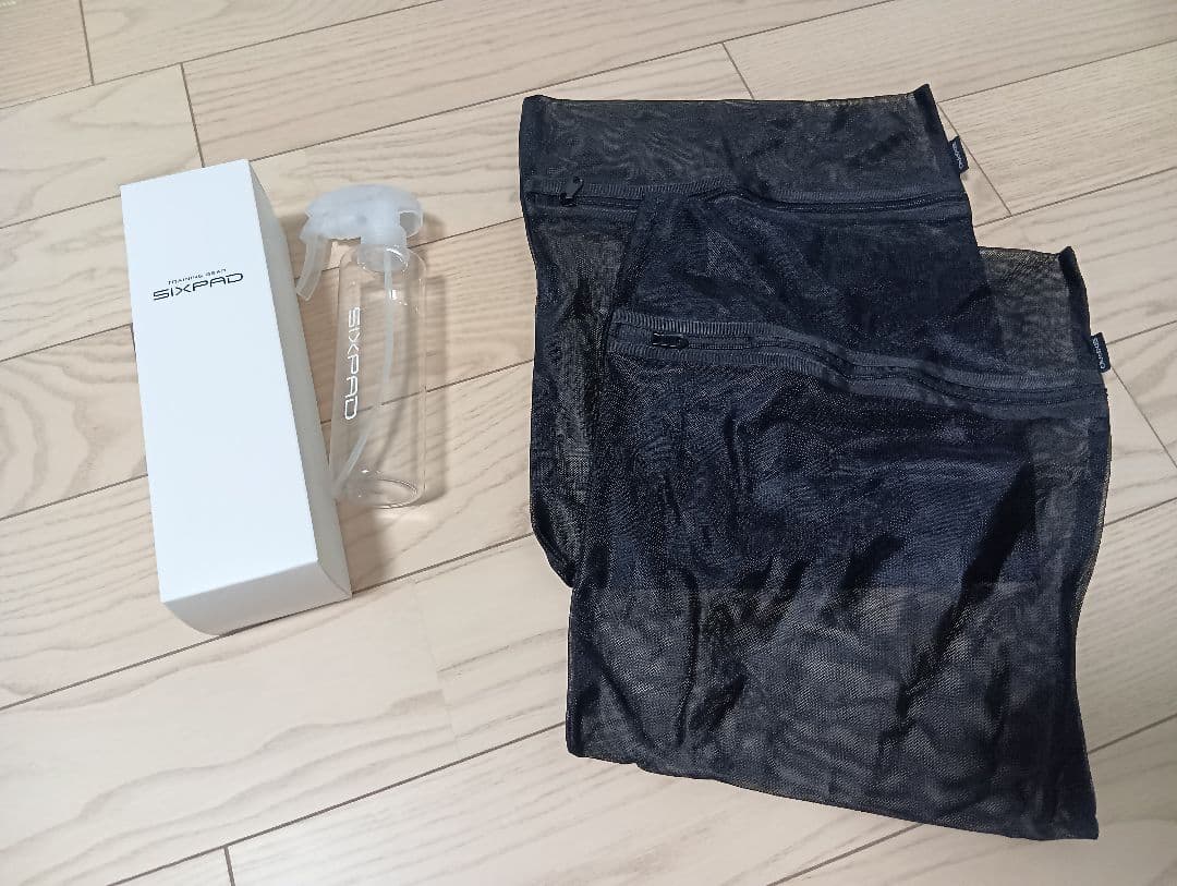 SIXPAD パワースーツ 上下　メンズМサイズ