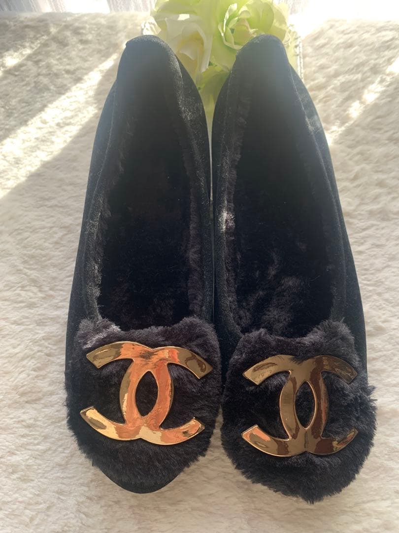 CHANEL ノベルティ スェード ファー ローファー