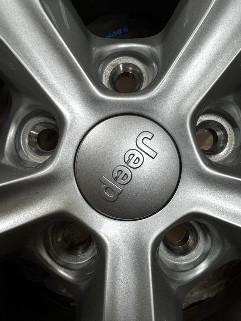 た*い様 【新車外し】JEEP グランドチェロキー 18インチ タイヤホイール4