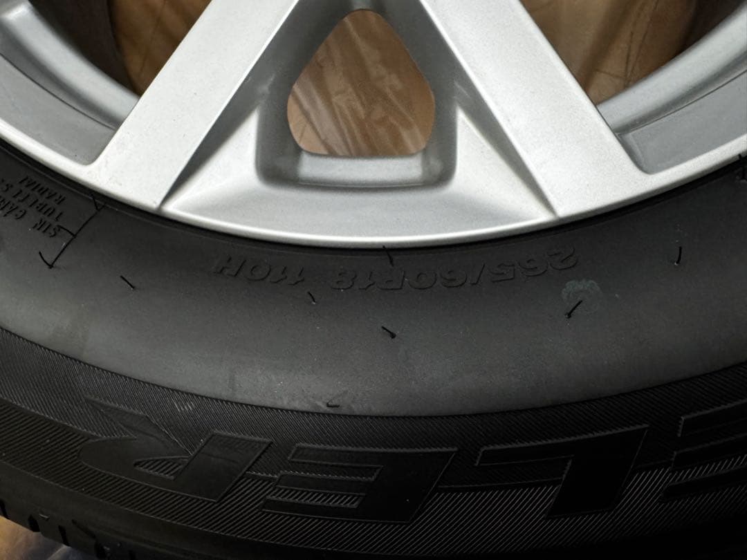 た*い様 【新車外し】JEEP グランドチェロキー 18インチ タイヤホイール4