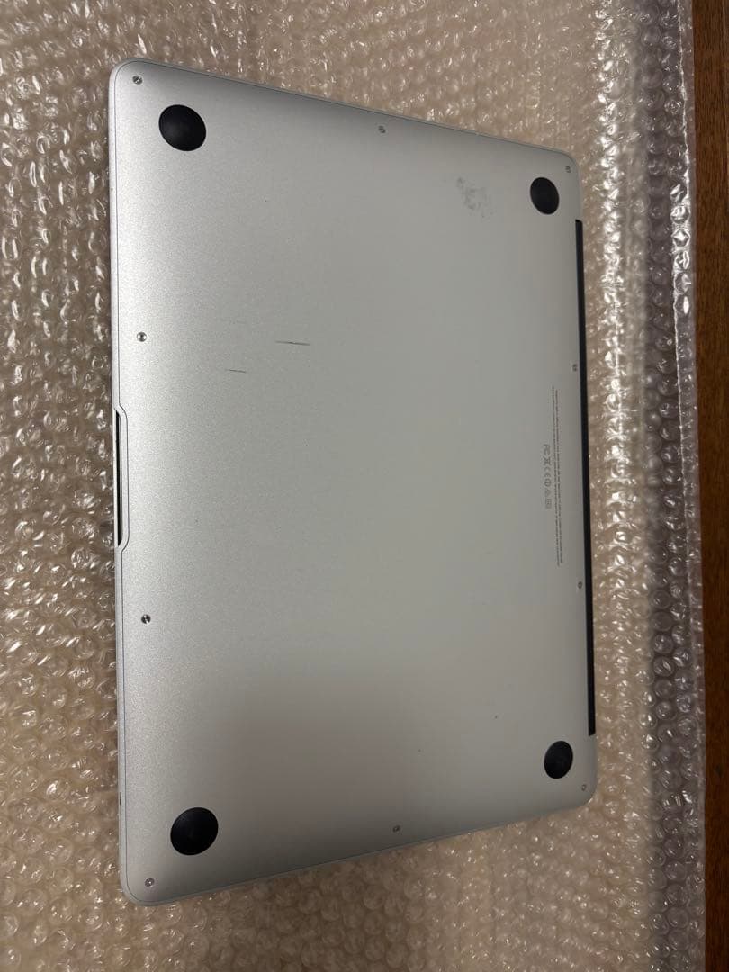 MacBook Air 13インチ　A1466 128GB 4GB