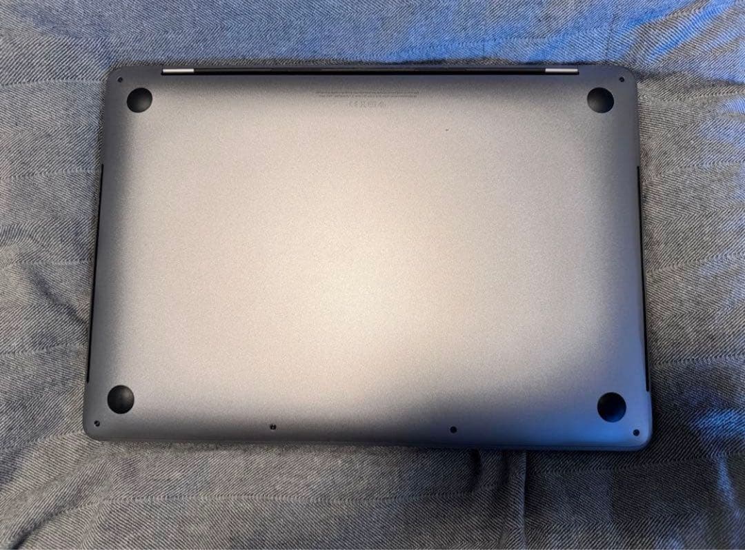 MacBook Pro 2020 13インチ Corei7 32GB