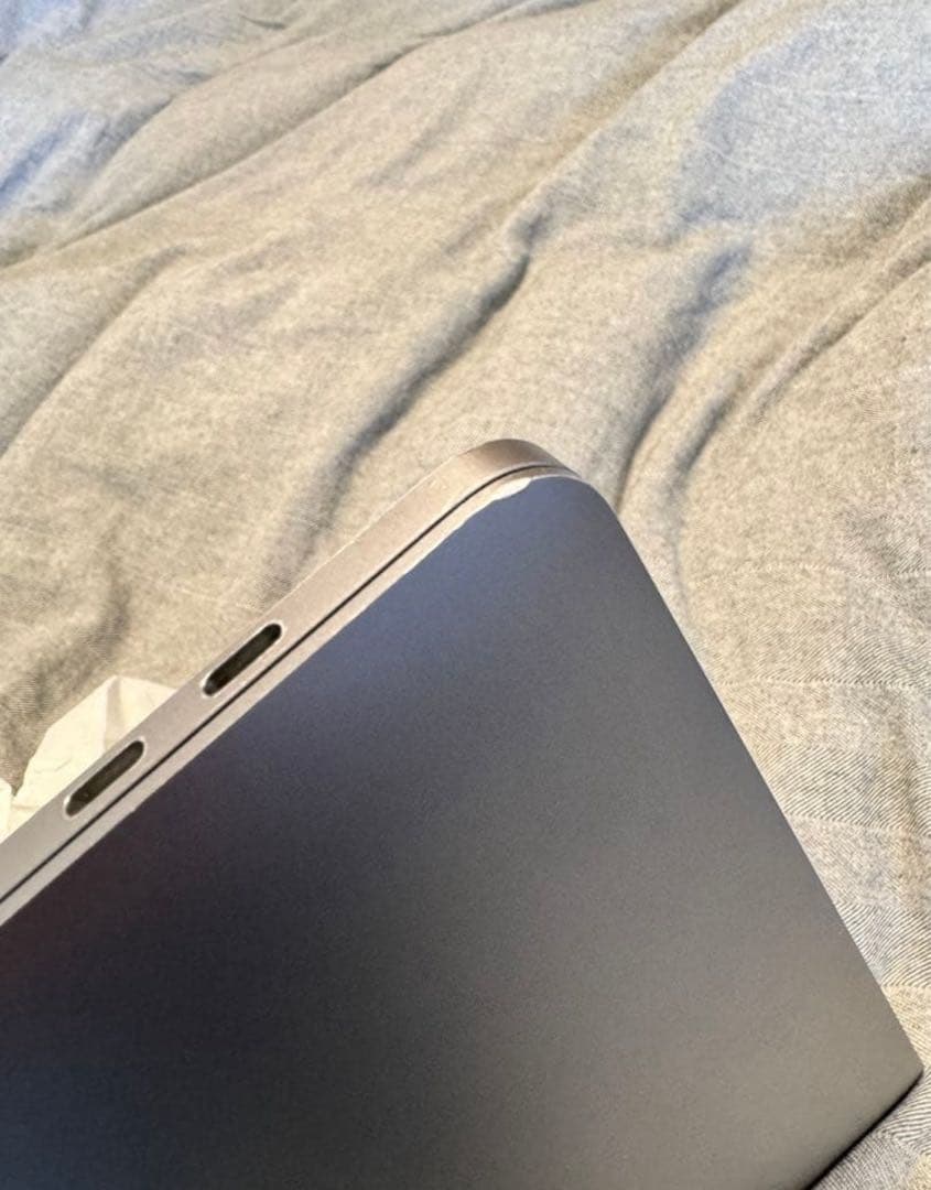 MacBook Pro 2020 13インチ Corei7 32GB