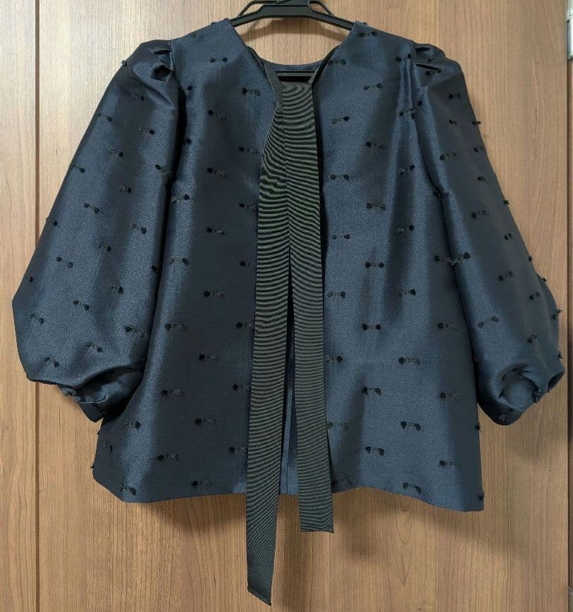 美品 UNITED ARROWS リボン カットジャガード ブラウス