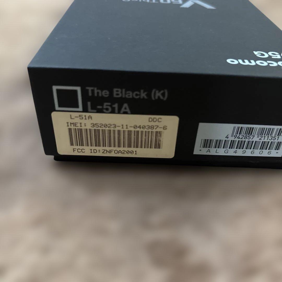 docomo V60 ThinQ L-51A デュアルスクリーン付き 新品未使用