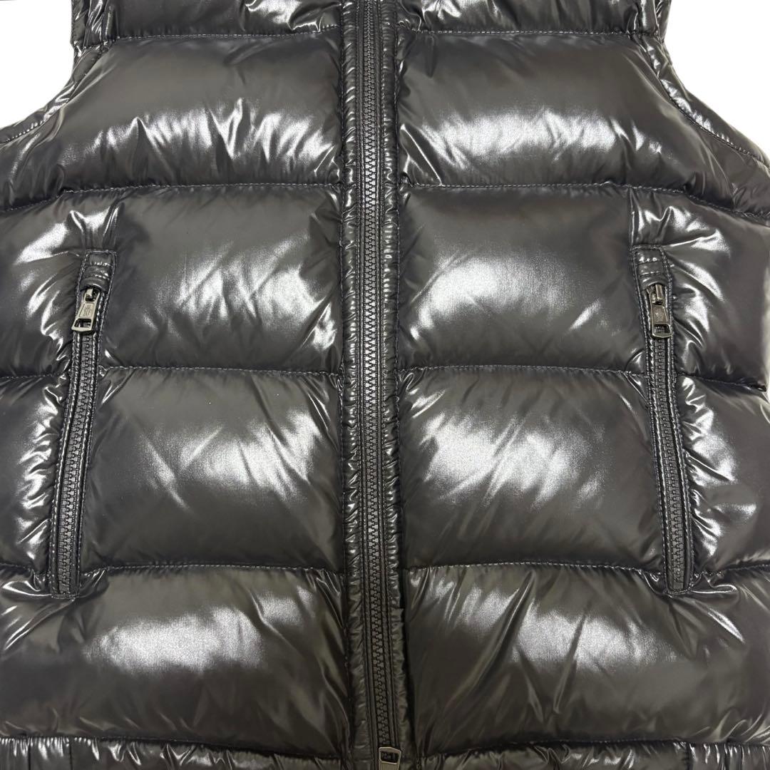 【極美品】モンクレール LACET フード付きダウンベスト ブラック サイズ0