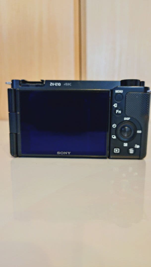 SONY ZV-E10 レンズキット＆バッテリー7個【ケース付き＆週末限定値下】