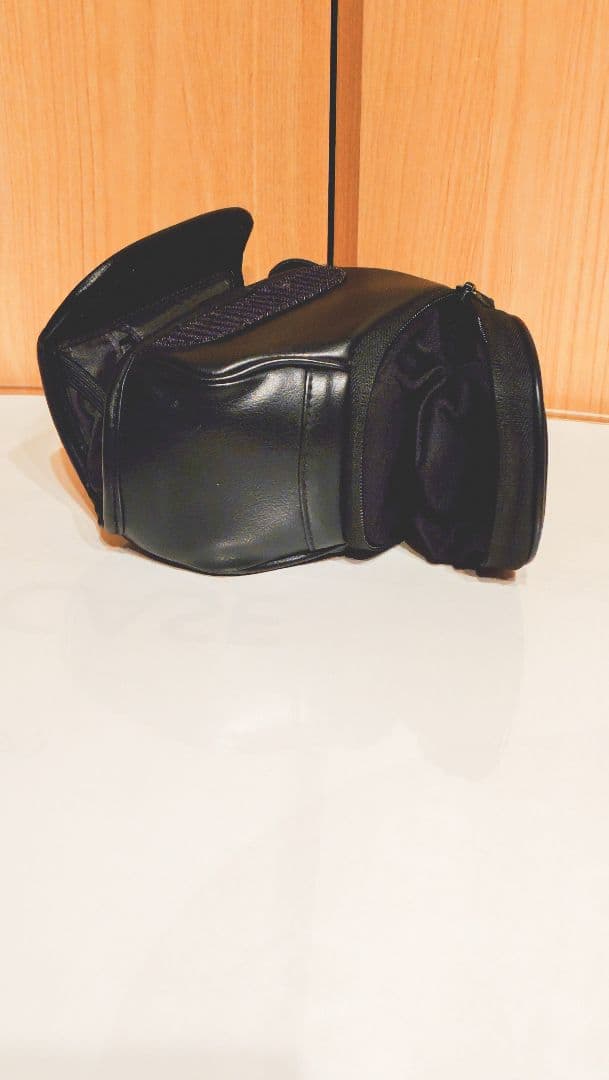 SONY ZV-E10 レンズキット＆バッテリー7個【ケース付き＆週末限定値下】