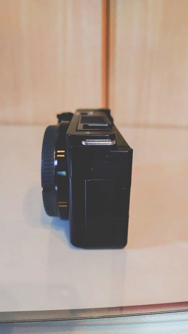 SONY ZV-E10 レンズキット＆バッテリー7個【ケース付き＆週末限定値下】