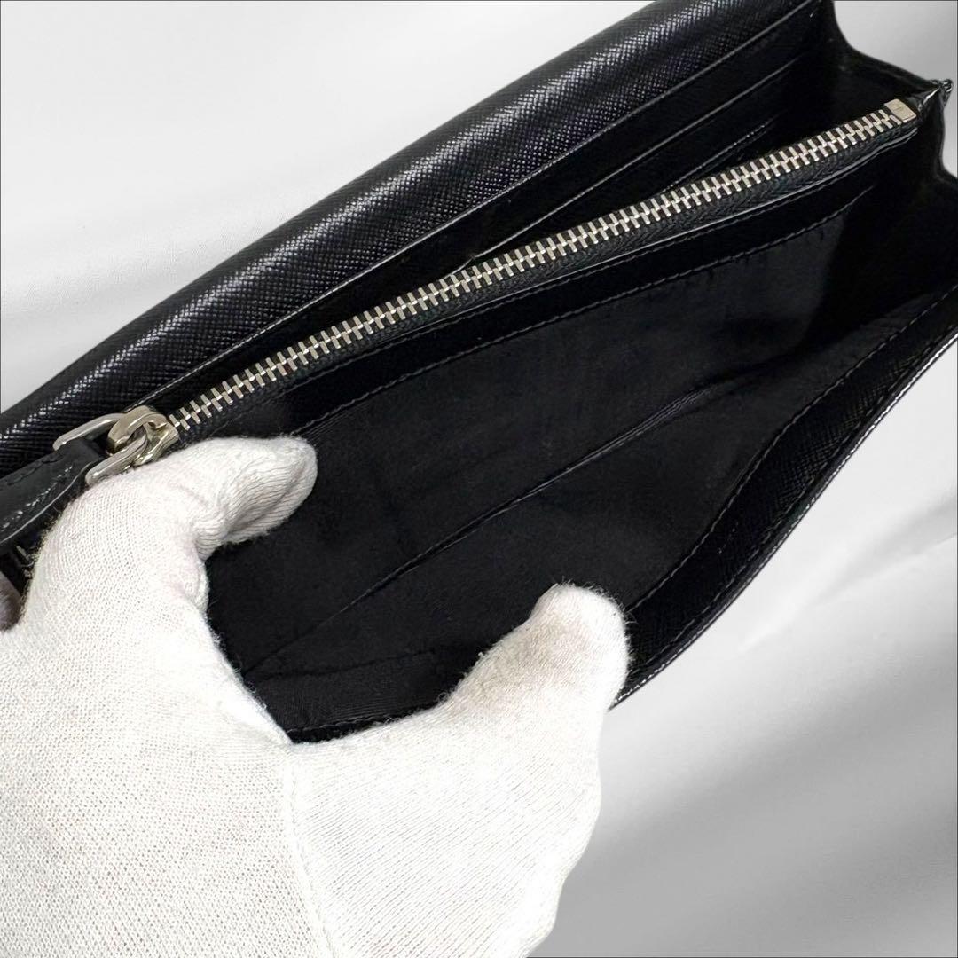 極美品✨PRADA プラダ 長財布 二つ折り財布 サフィアーノ ブラック 三角