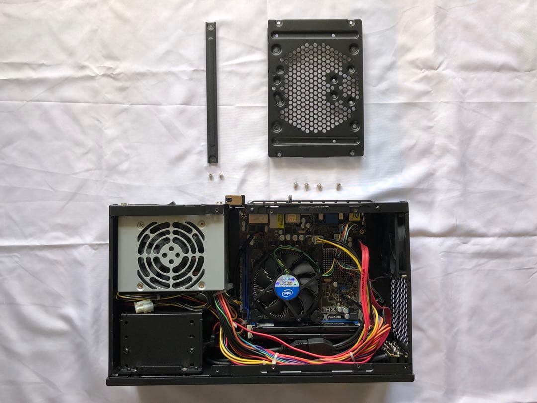 【中古品】SilverStone ML05B +CPU・M/B・メモリ・SSD