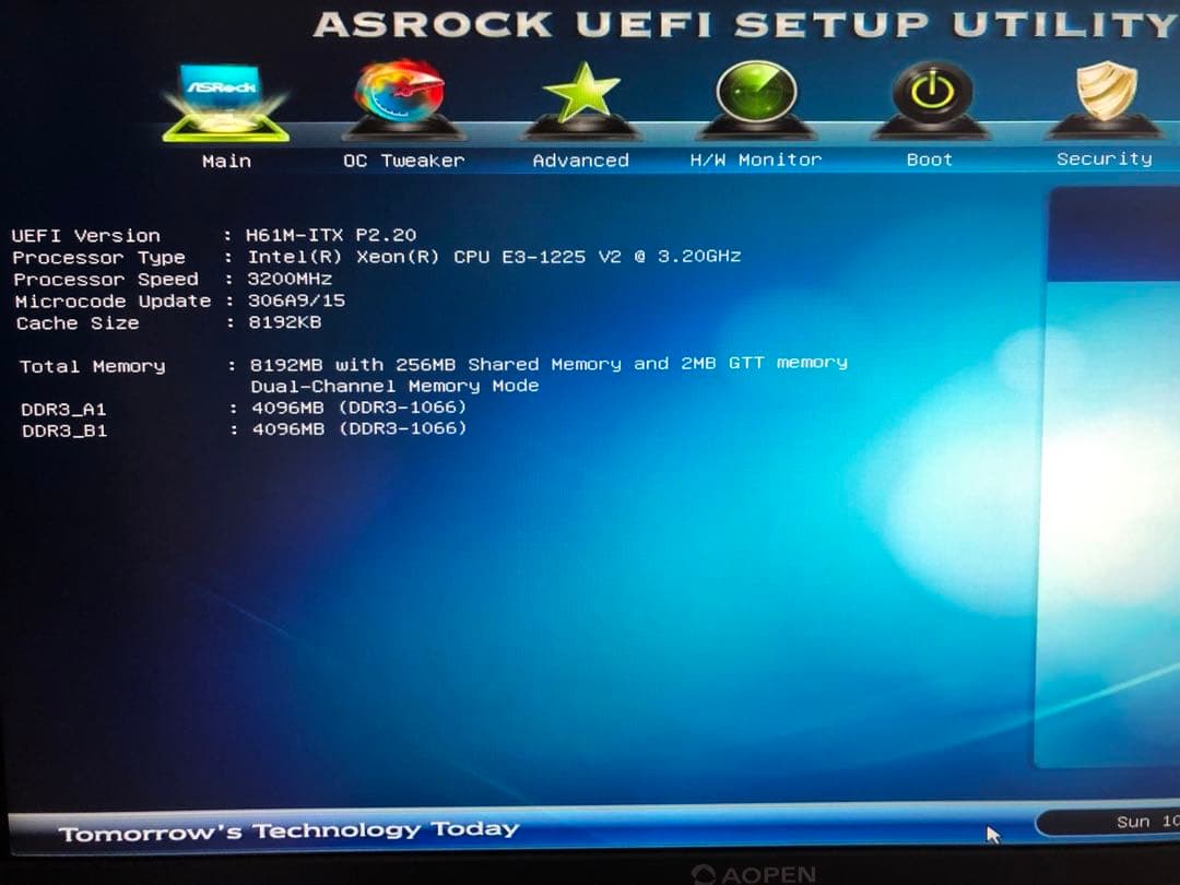 【中古品】SilverStone ML05B +CPU・M/B・メモリ・SSD