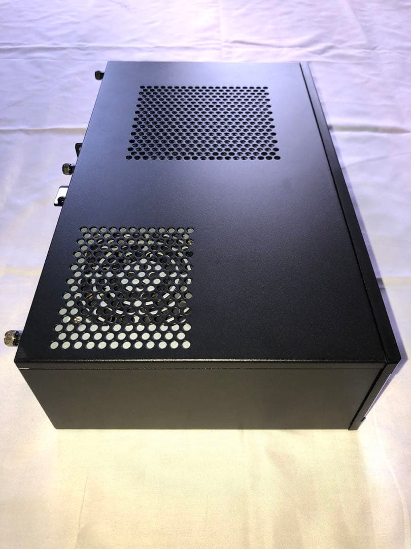 【中古品】SilverStone ML05B +CPU・M/B・メモリ・SSD