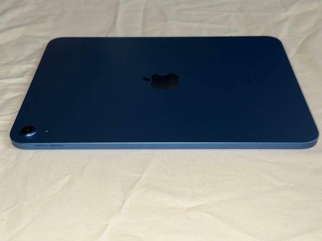 Apple iPad (第10世代) ブルー 本体　64gb