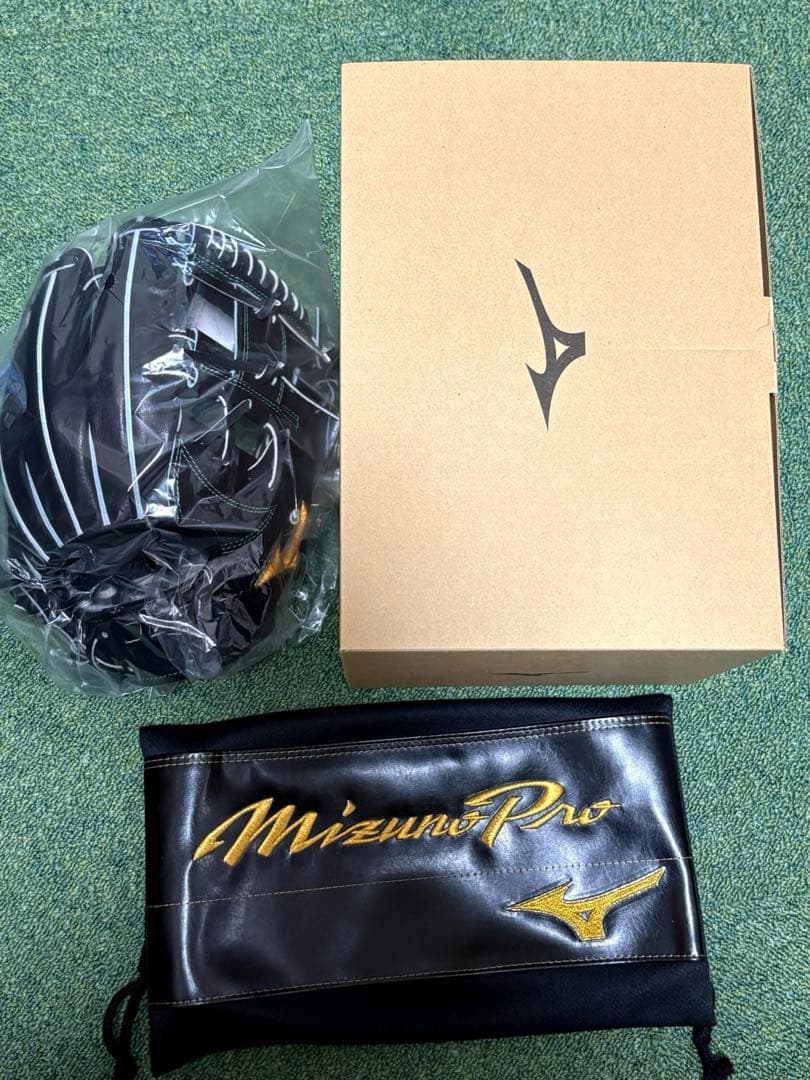 [新品未使用] ミズノプロ 宍粟牛 硬式 内野手用 坂本勇人モデル