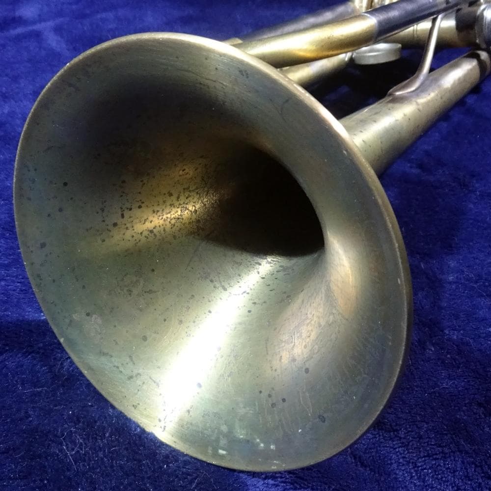 YAMAHA YTR-2320E リバース管 シルキータイプ ビンテージ仕上げ