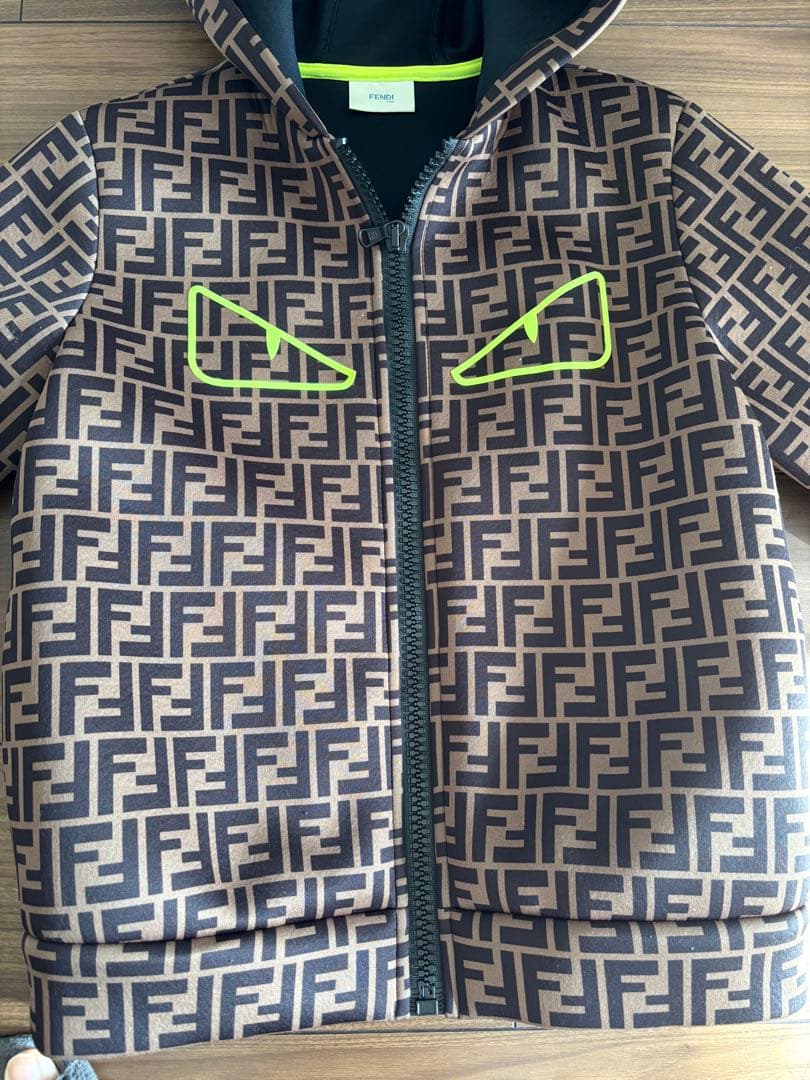 【美品】FENDI ズッカ柄パーカー モンスター キッズ12+サイズ