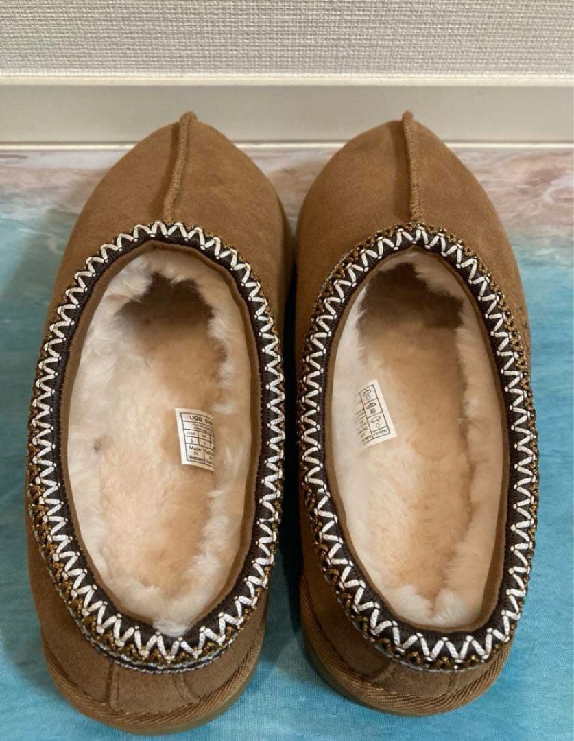 新品　UGG　スリッパ　ルームシューズ　モカ　27㎝
