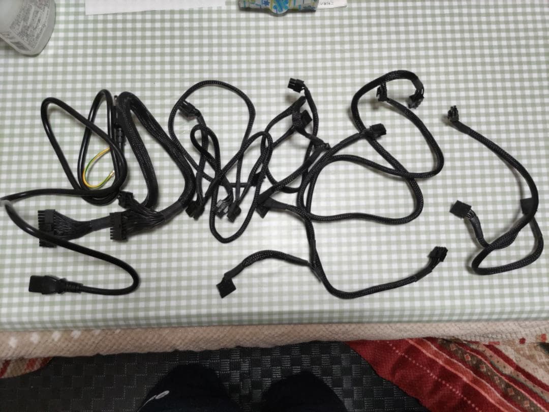 NZXT C750 Gold (2022) 750W電源ユニット