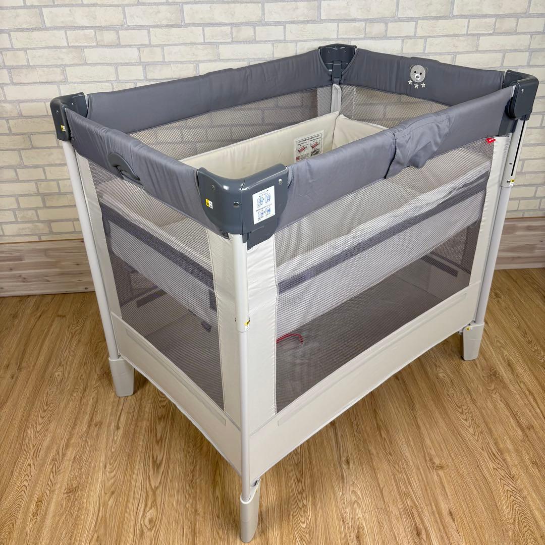 アップリカ　ココネルエアーAB グレーベア　ベビーベッド