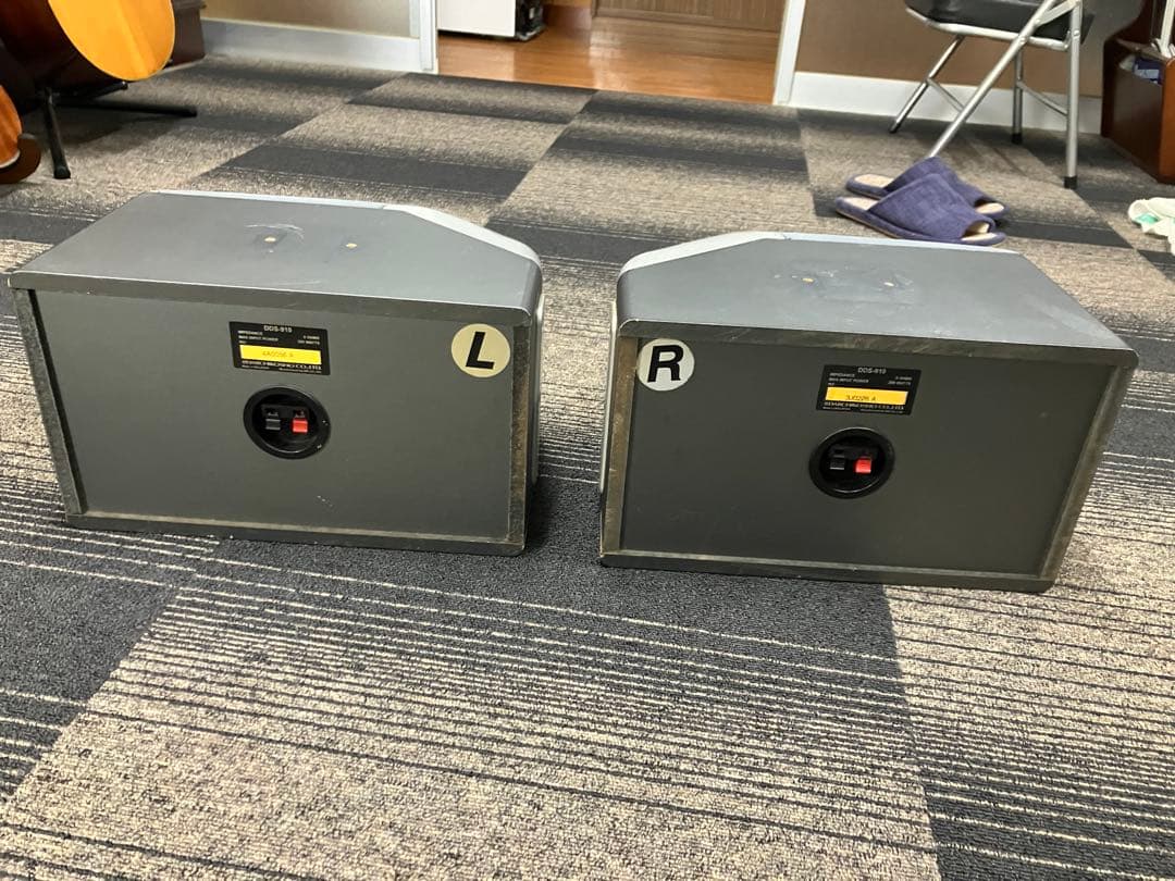 第一興商　DDS-910左右二個 カラオケ機器スピーカー200W 送料無料　中古