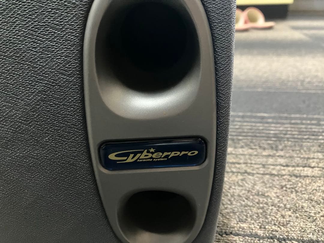 第一興商　DDS-910左右二個 カラオケ機器スピーカー200W 送料無料　中古