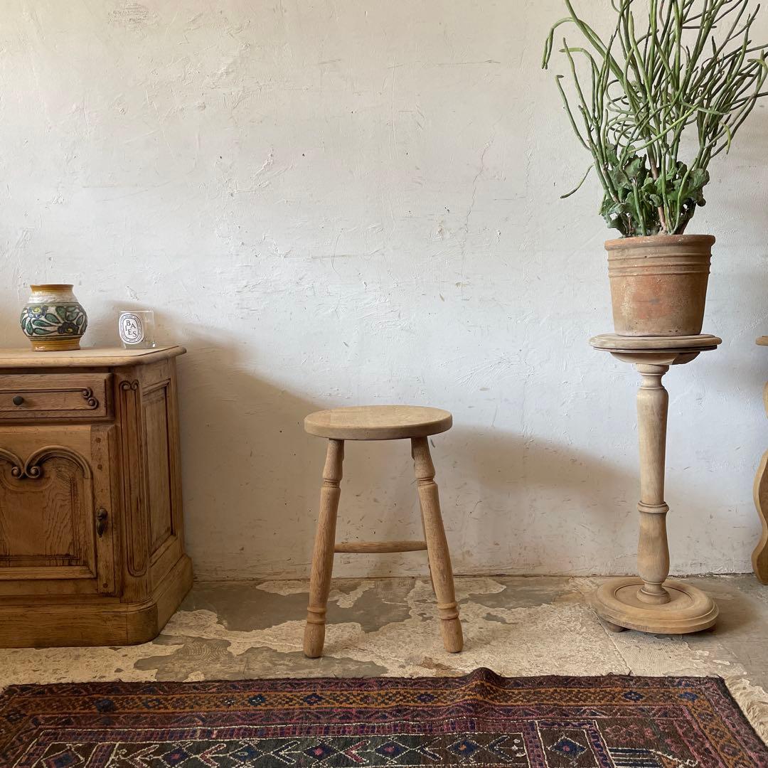 ビンテージ　スツール　サイドテーブル ベッドサイドテーブル　　剥離