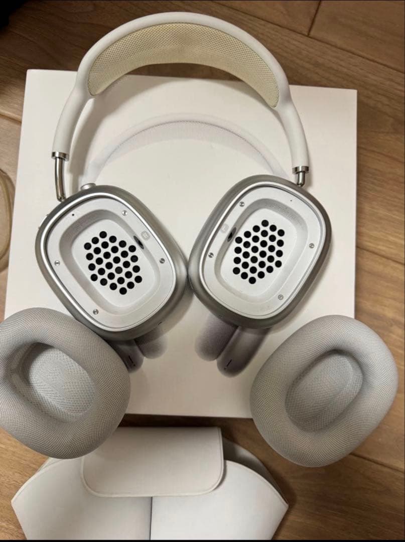 Apple AirPods Max シルバー正規品　 ほぼ新品　値段交渉⭕️