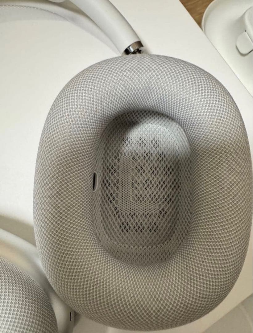 Apple AirPods Max シルバー正規品　 ほぼ新品　値段交渉⭕️