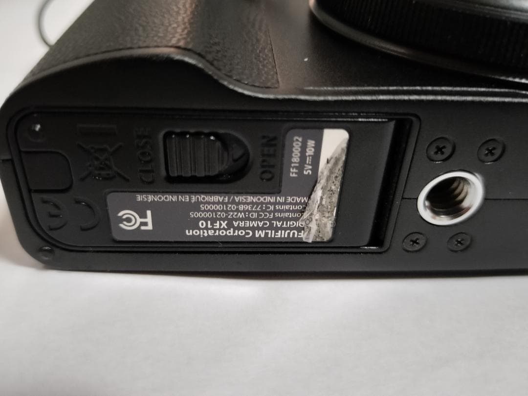 FUJIFILM XF10 富士フィルム