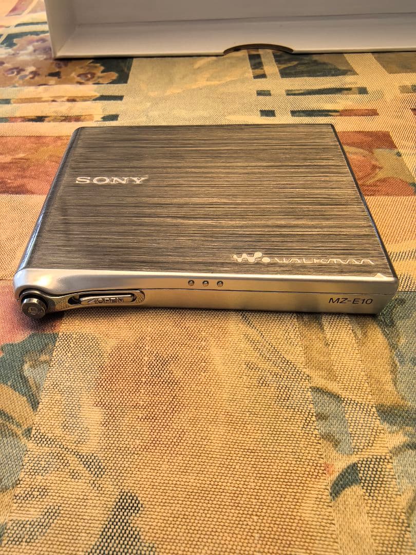 SONY MDウォークマン MZ-E10 ジャンク品