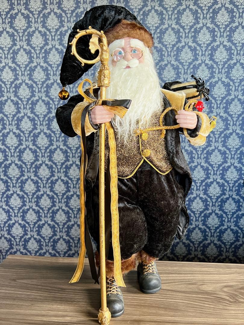 【期間限定値下げ】ブラック　サンタクロース　クリスマス　置物　人形