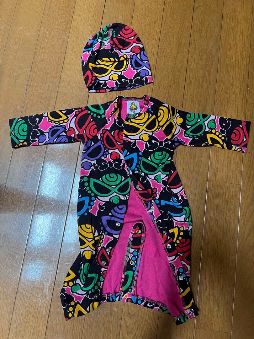 ヒステリックミニ キャラクター柄ロンパース3点セット 帽子　新品未使用
